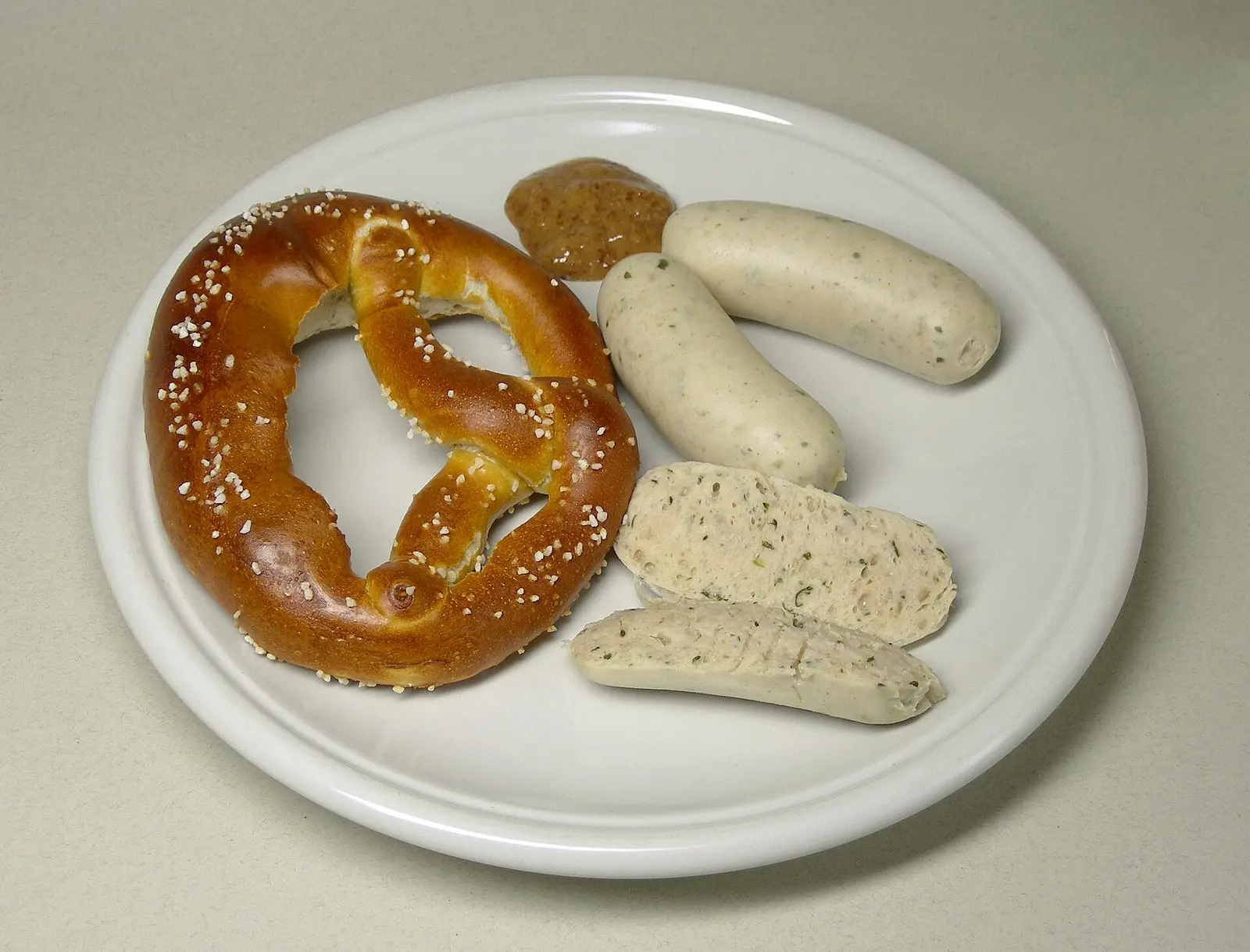 Salchicha blanca de Múnich (Weisswurst)