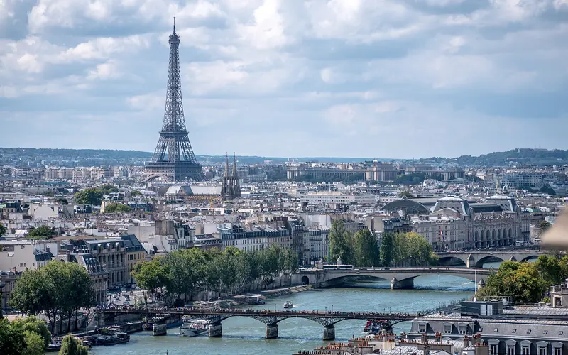 The Eiffel Tower seen from the Tour Saint-Jacques