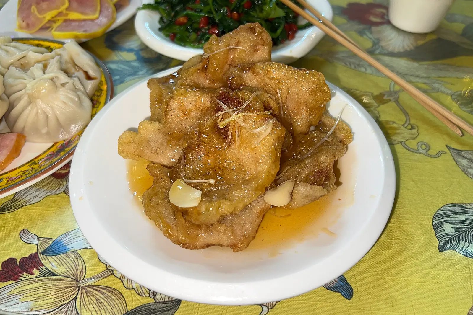 Guobaorou in a set meal; photographed in Changchun, Jilin, not Harbin