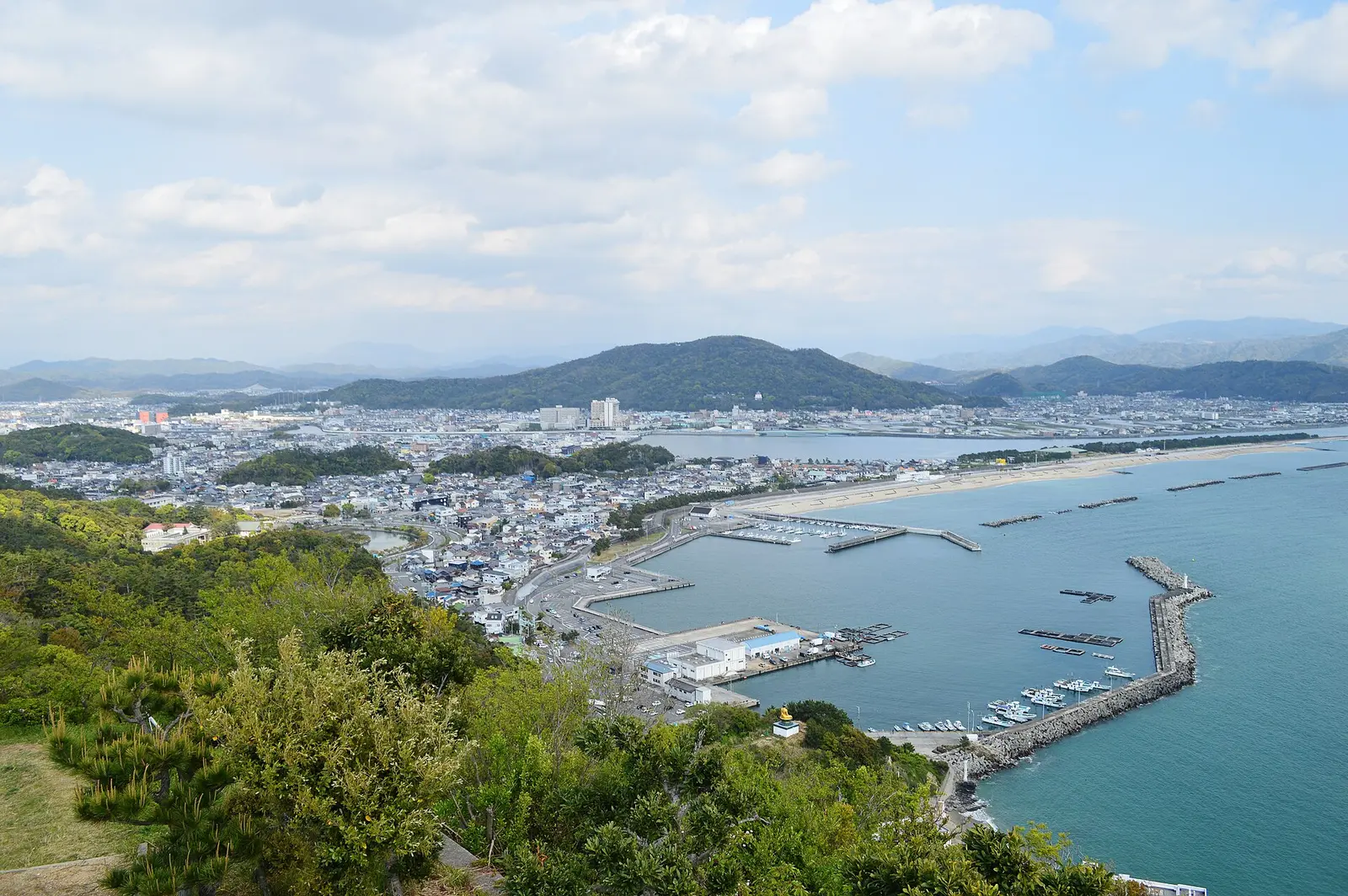 Wakanoura viewed from Mount Takazushi in 2020; the photo shows the wider landscape and does not mean every spot can be reached on foot from the same place