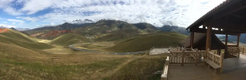 祁連卓爾山