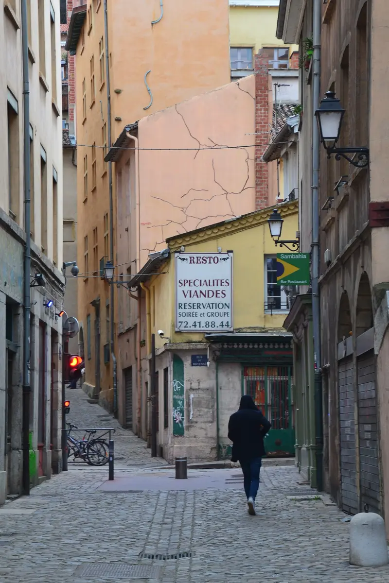 Street scene in the Saint-Jean quarter of Lyon, photographed in 2021; it shows only one part of Vieux-Lyon and does not represent the whole World Heritage site