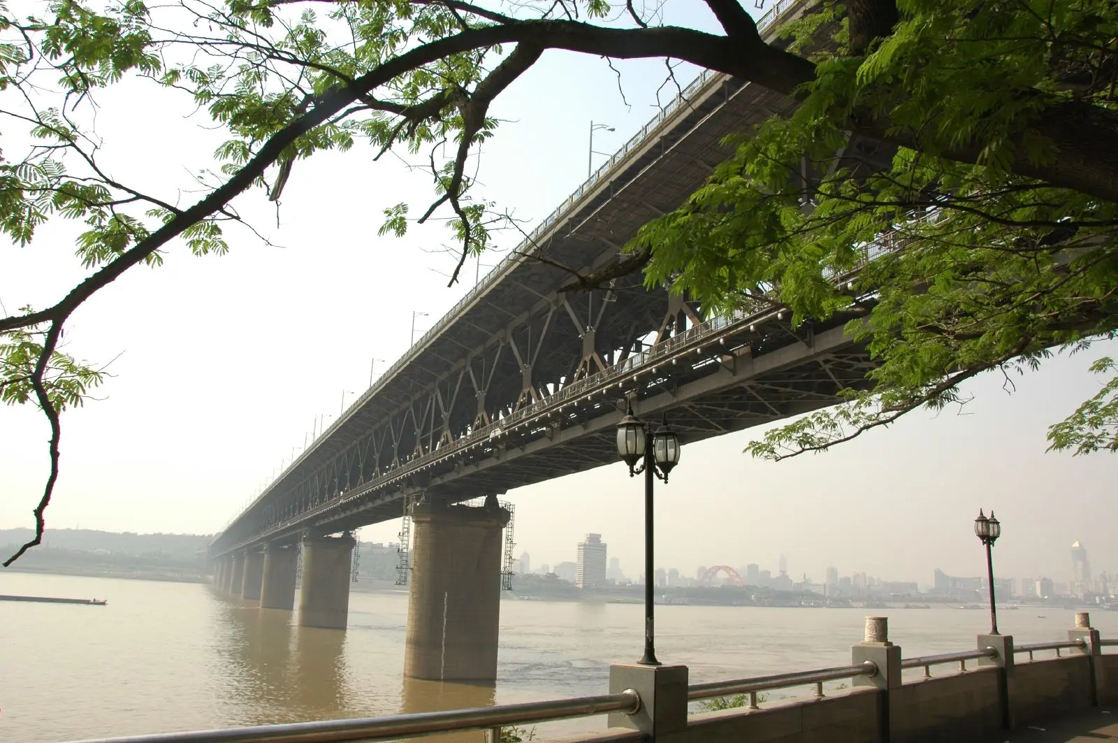 Wuhan Yangtze River Bridge (2007)