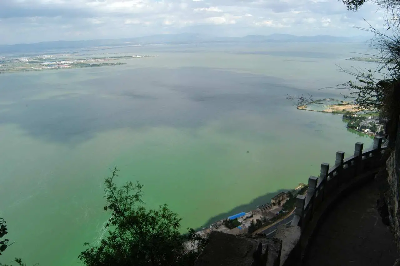 The surface of Dianchi Lake