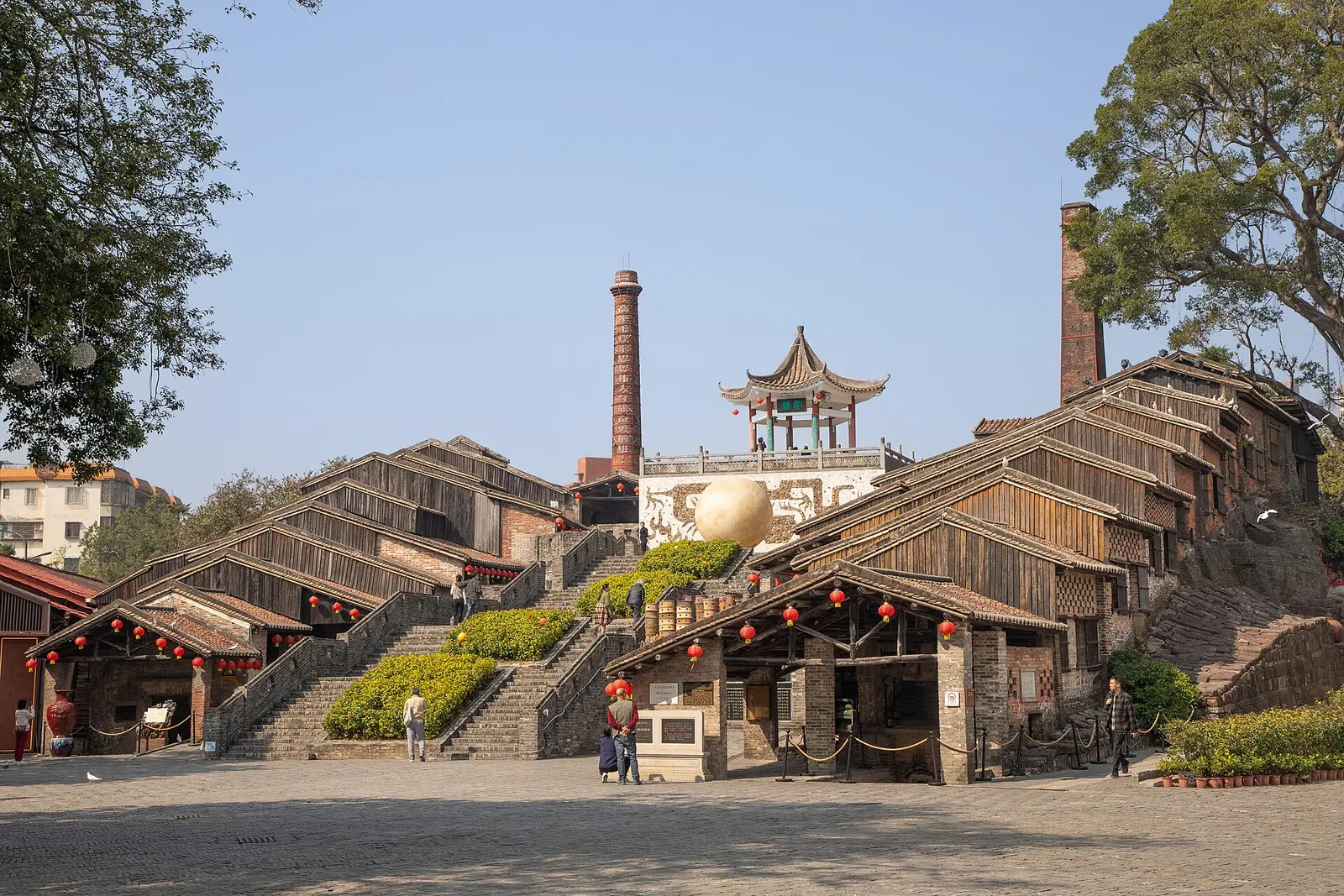 Parte del Horno Antiguo de Nanfeng y del horno Gaozao en 2024; representa el hilo de la cerámica de Shiwan, no todos los distritos de Foshan